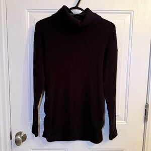 Old Navy Women's Black Waffle Knit Turtleneck Sweater